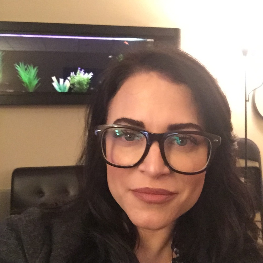 Meet your Posher, Lynsey